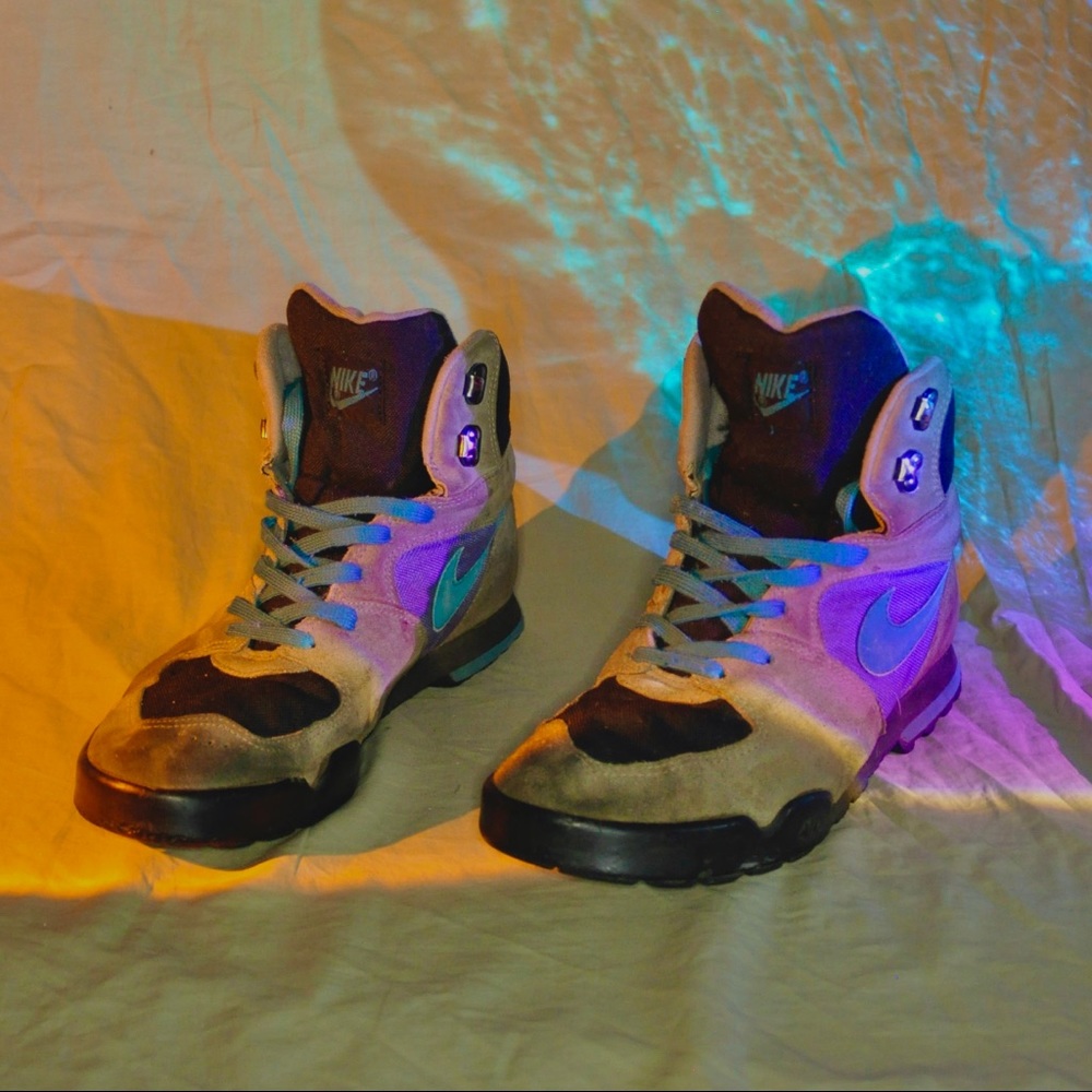 Vintage Rare Nike Caldera Sneaker Boot